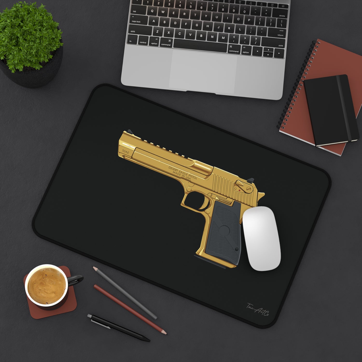Desert Eagle Gold – Desk Mat