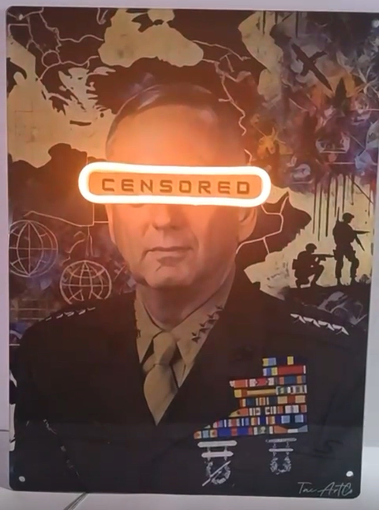 Mad Dog - LED Wall Art (RGB)