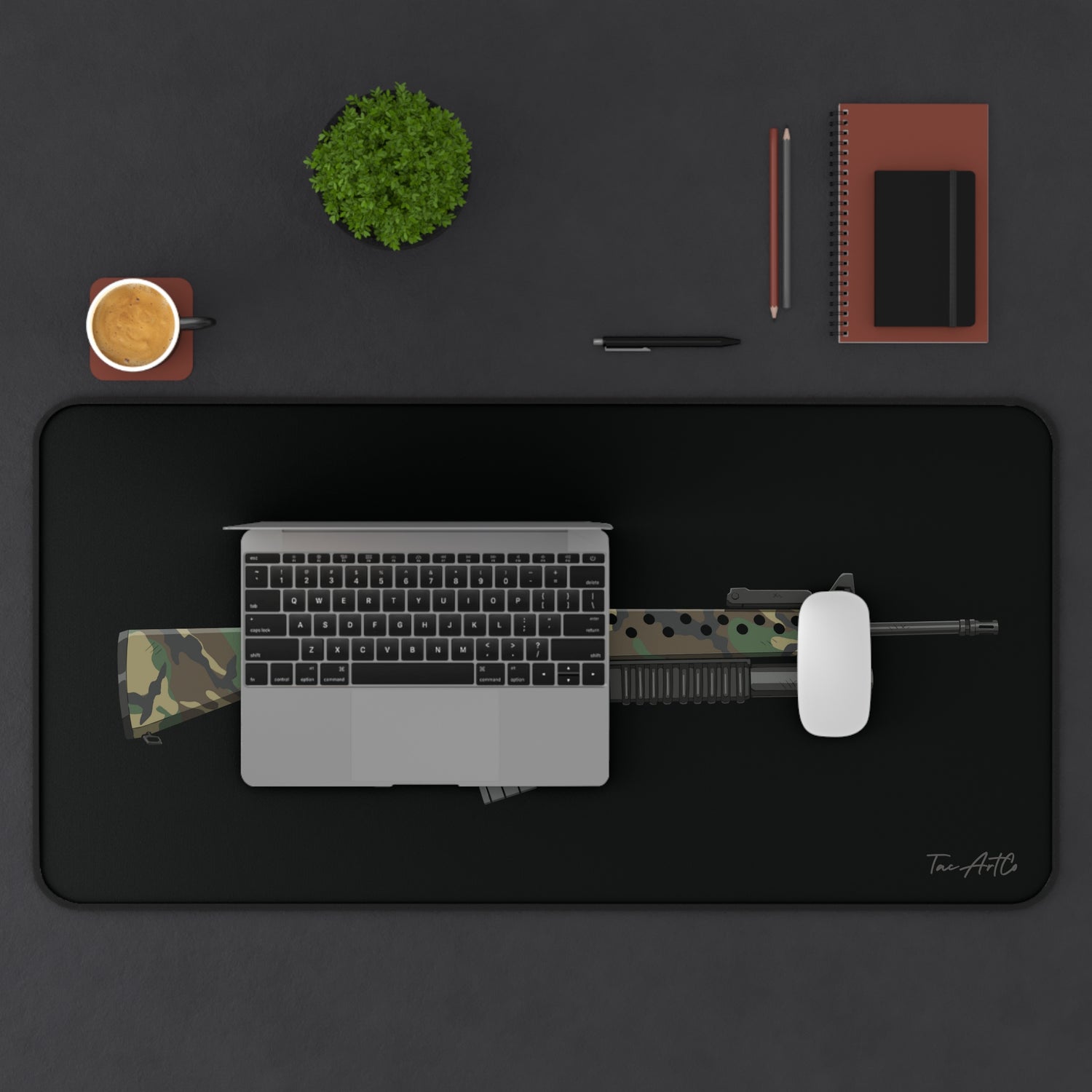 M16A2 M203 - Desk Mat