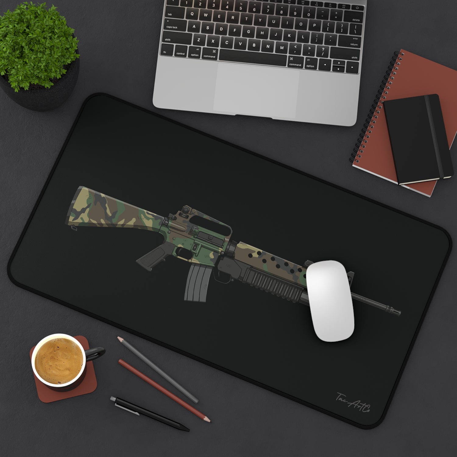 M16A2 M203 - Desk Mat