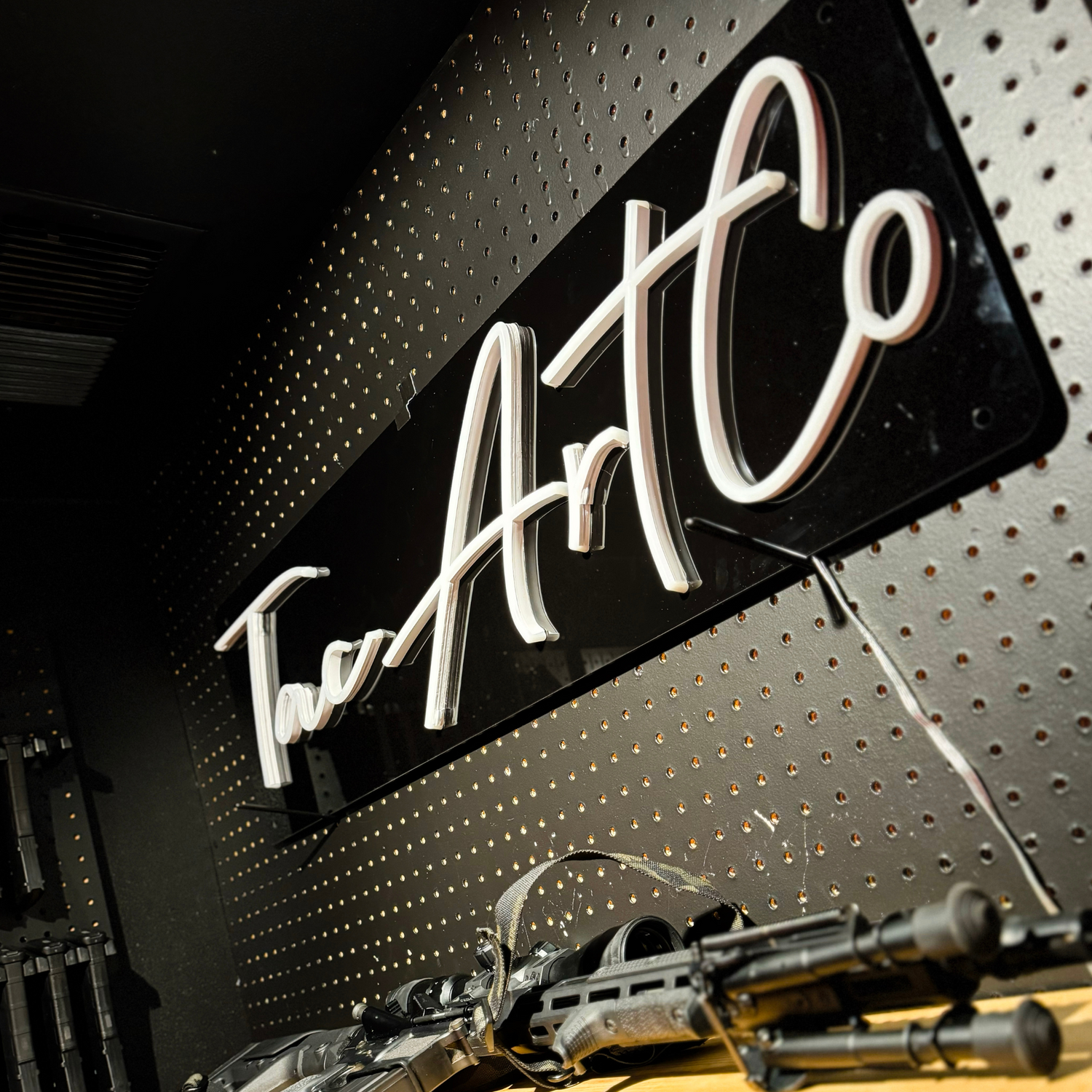 M2 Browning - Neon Sign (RGB LED)