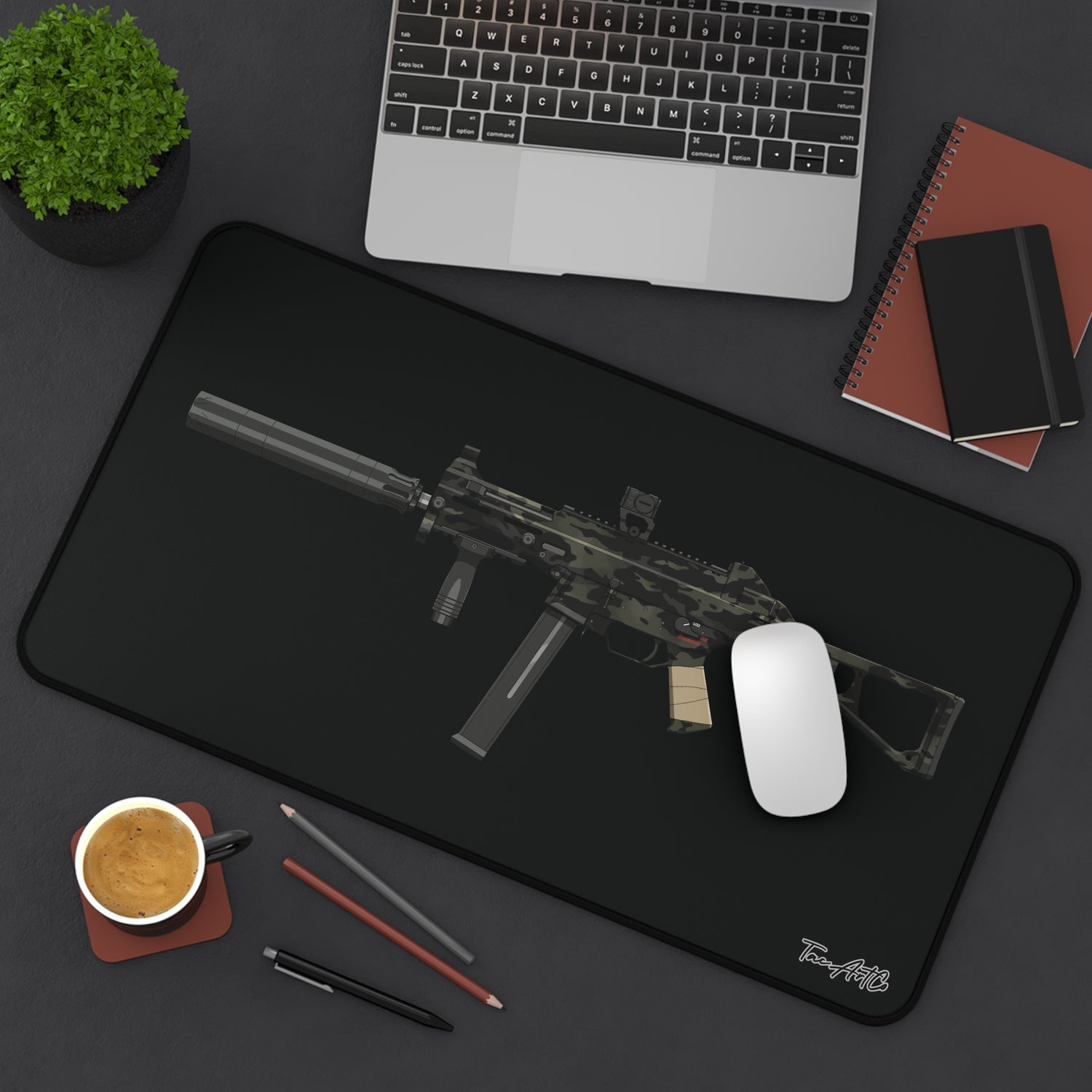 UMP45 - Desk Mat